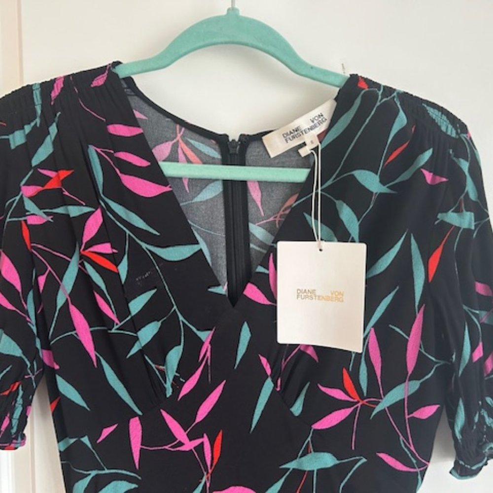 DVF mid dress NWT